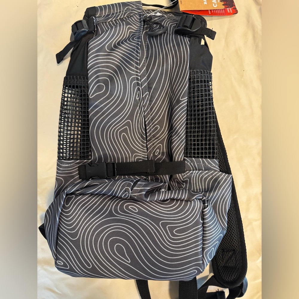 Arcadia Trail Backpack Dog Carrier NWT Size Small